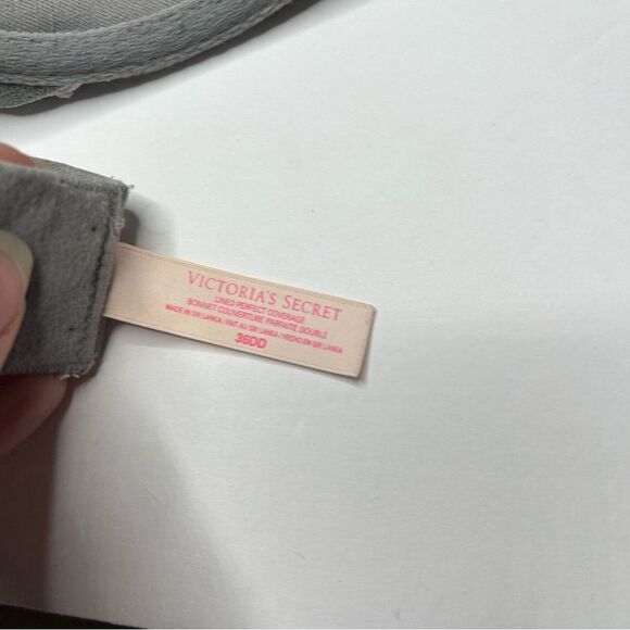 Victoria's Secret Gray lined perfect Coverage Bra 36DD - Picture 4 of 6